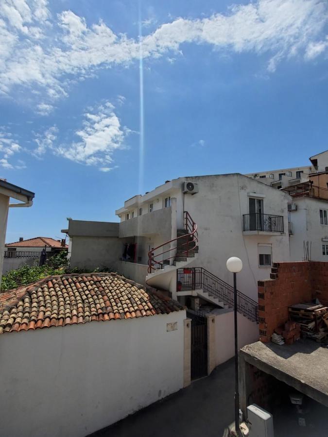 Apartmani Liki Улцинь Экстерьер фото